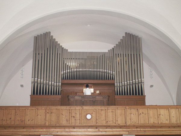 Orgel der Pfarrkirche Obersaxen