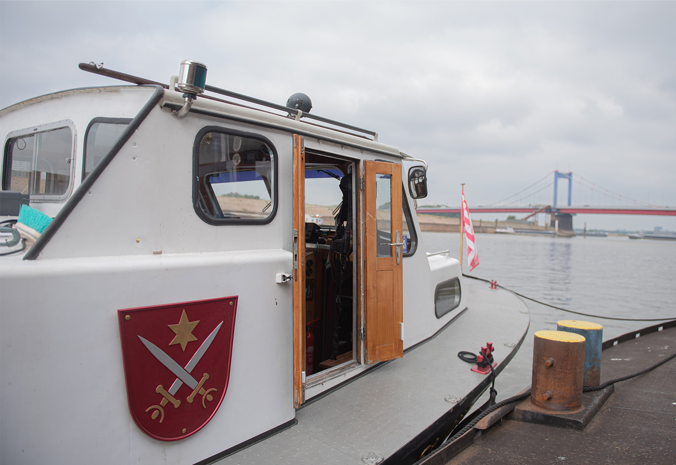 Kirchenboot St. Nikolaus kehrte zum Hafenfest zurück nach Duisburg