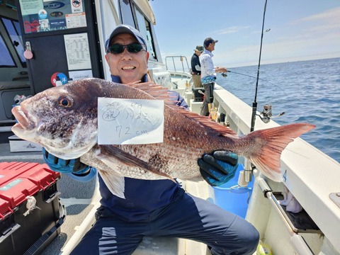 6月19日　マダイ72ｃｍ