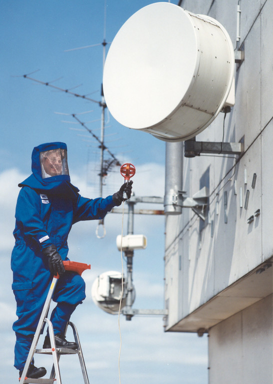 Arbeitsanzug für Telekom Monteure aus Swiss Shield