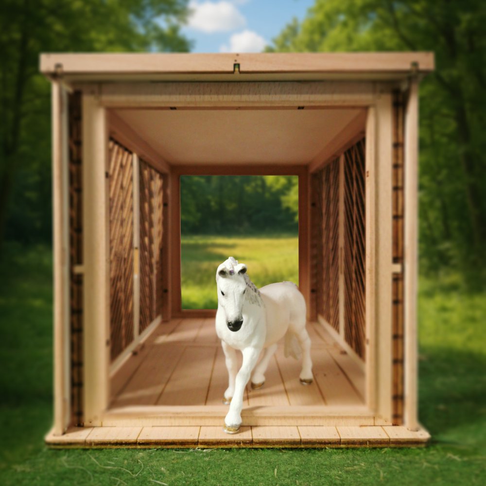Spielszene mit Pferd im Unterstand aus Holz – passend für Schleich® Pferde