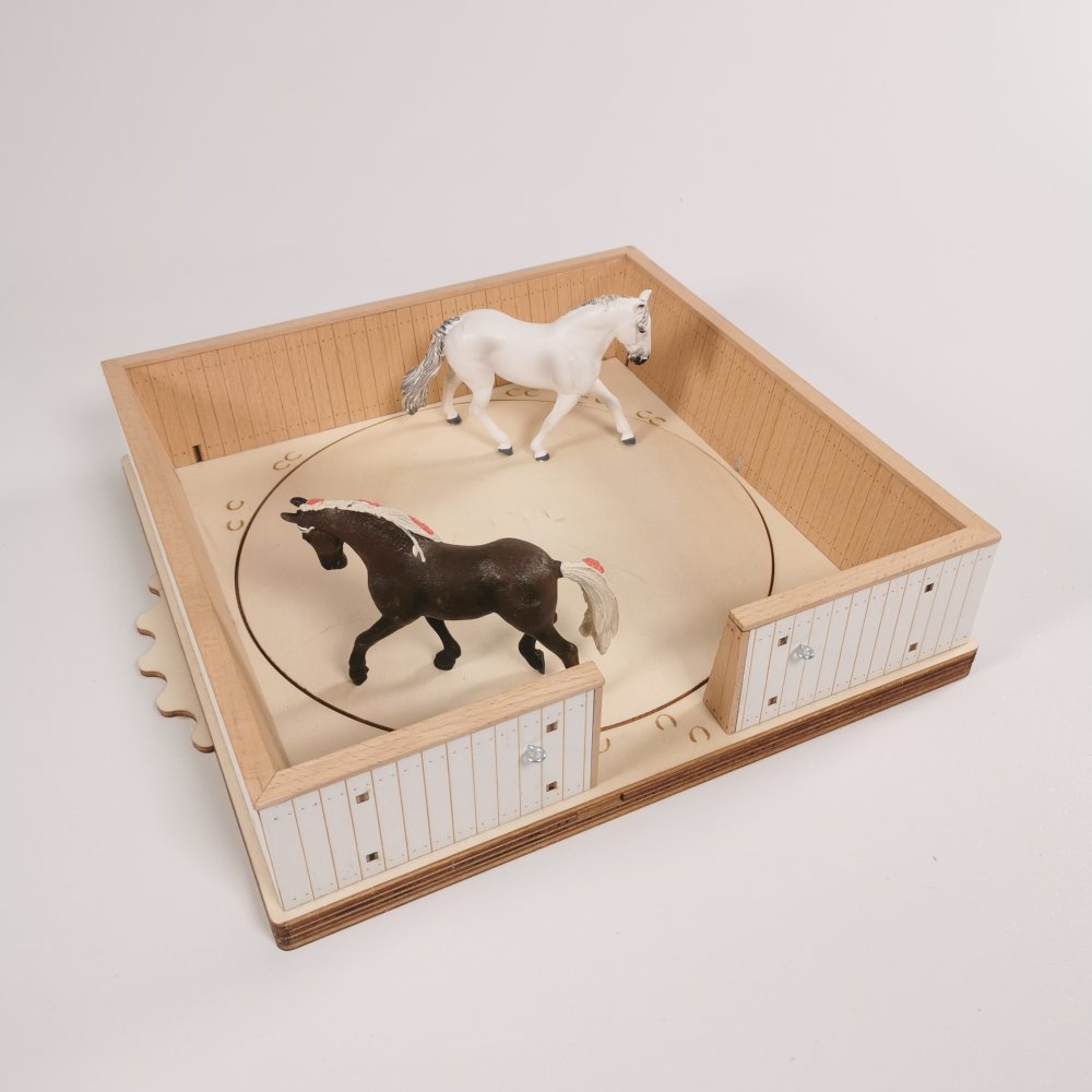 Spielszene Roundpen aus Holz – passend für Schleich® Pferde