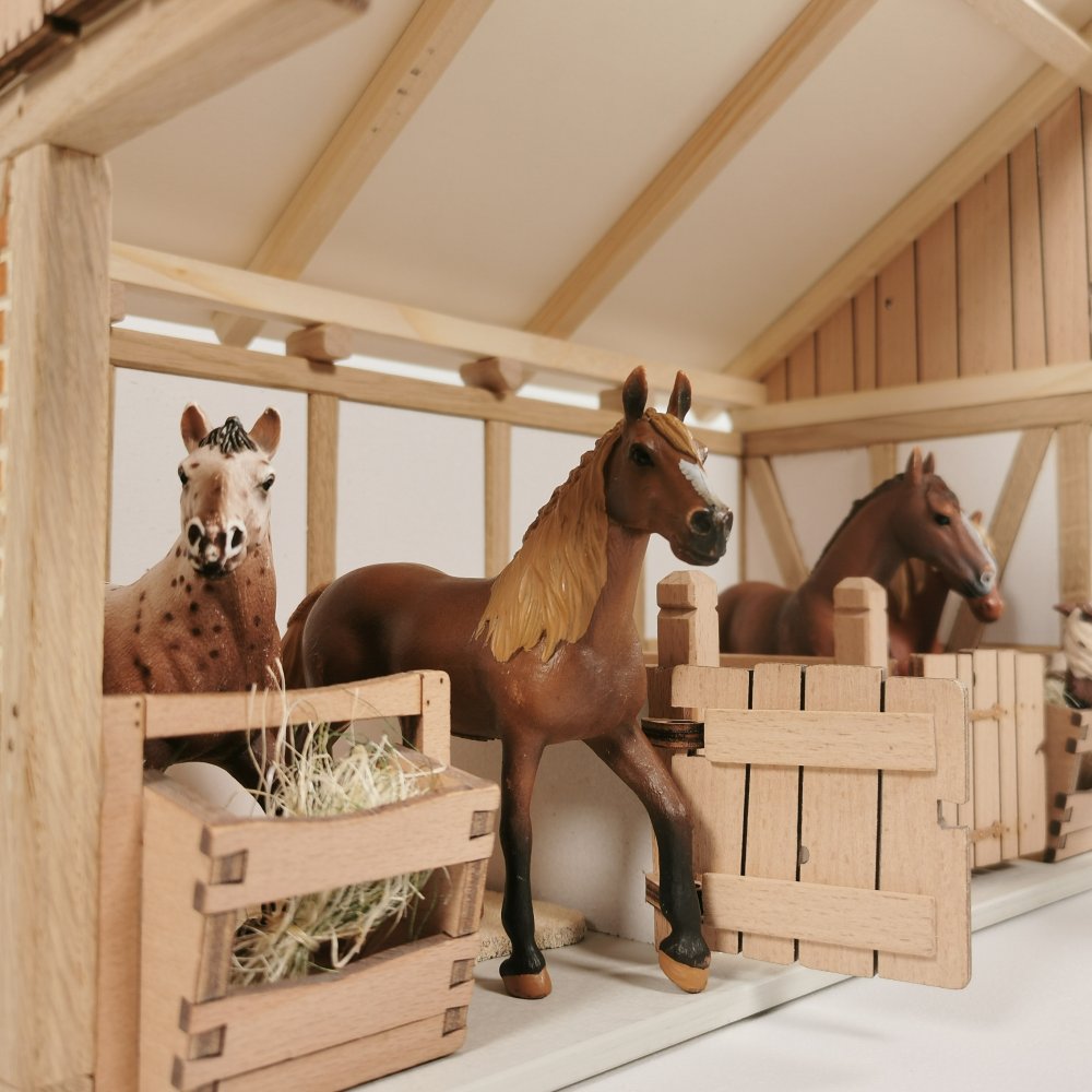 Detail Pferdestall - Remise aus Holz – passend für Schleich® Pferde