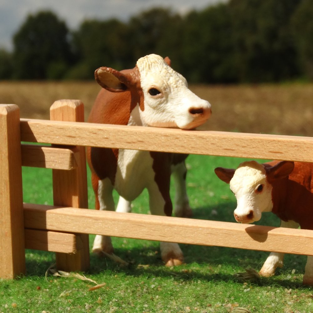 Spielszene als Kuhweide - Holzzaun Set passend für Schleich® Tiere