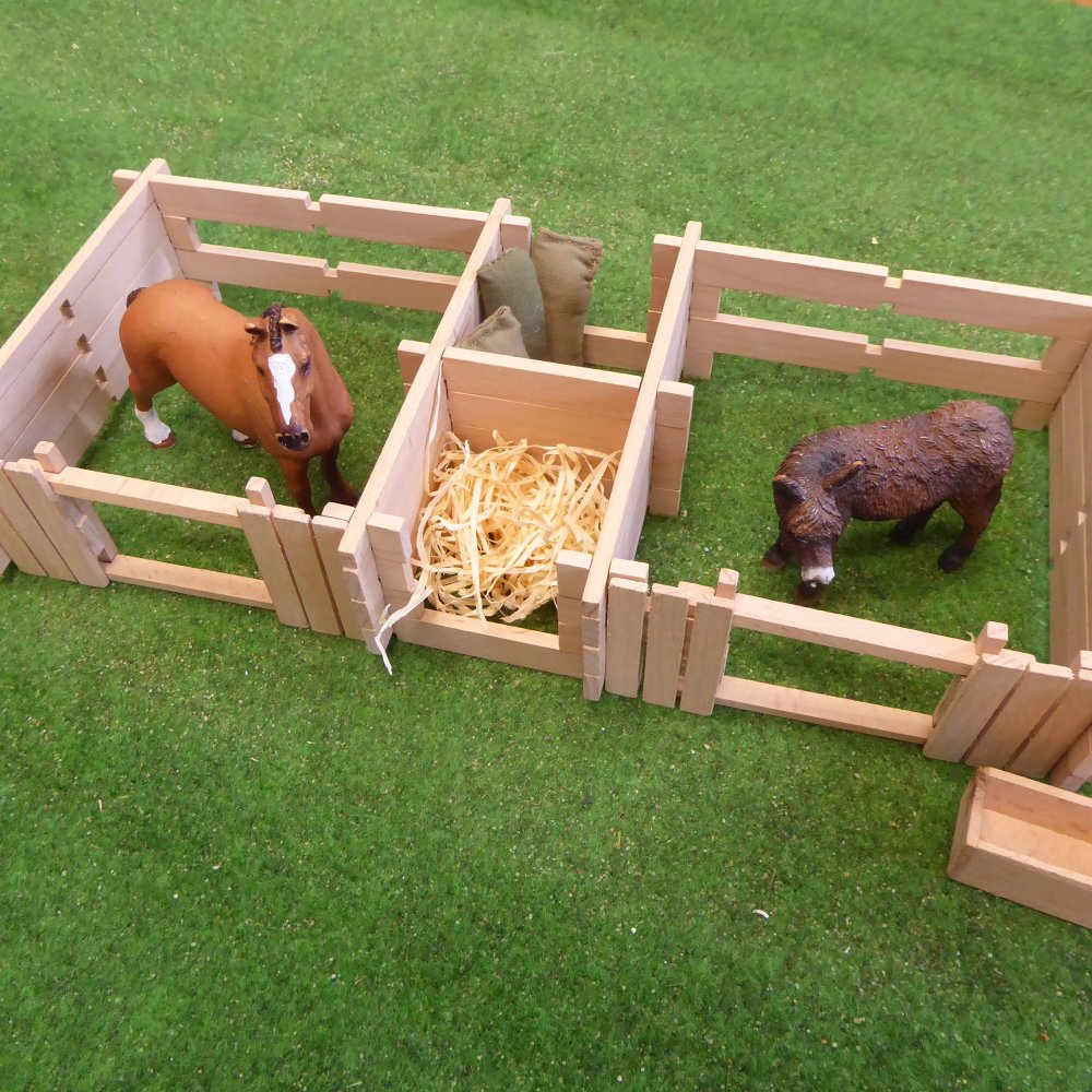 Spielszene Pferdebox Bausatz aus Holz – passend für Schleich® Pferde