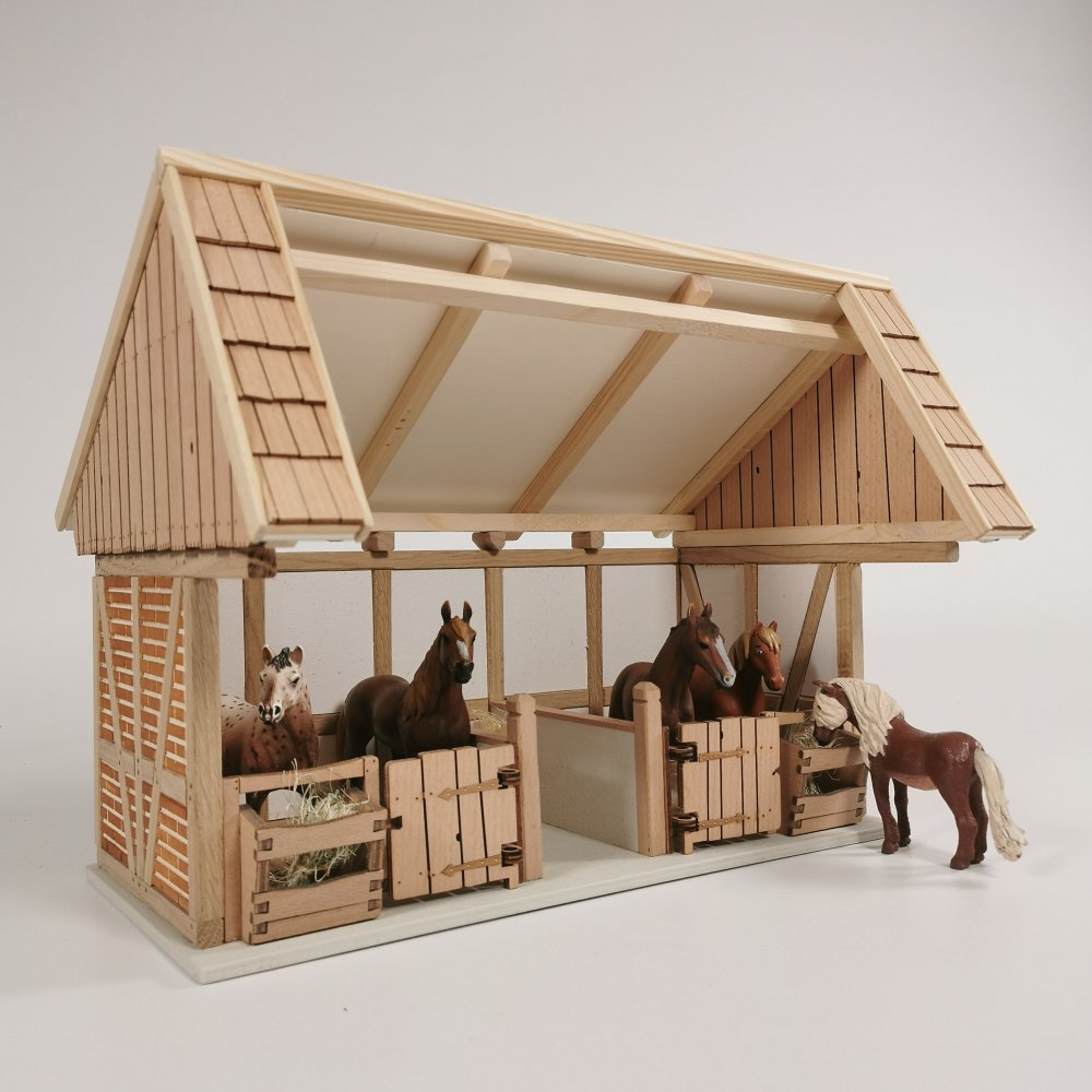 Spielszene - Pfede Remise aus Holz – passend für Schleich® Pferde