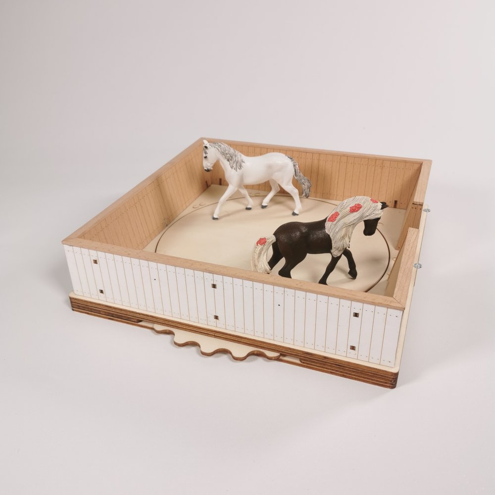Drehfunktion Roundpen aus Holz – passend für Schleich® Pferde