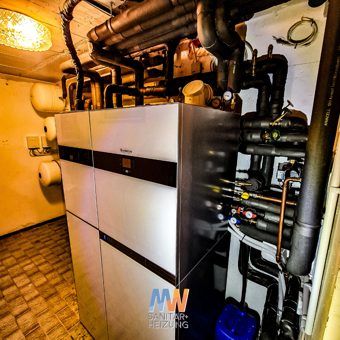 Gas Heizung, Brennwertechnologie, mit Pufferspeicher 