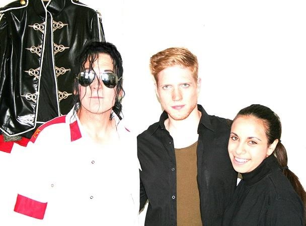 JW Representer of Michael Jackson, Double, Show, Friends