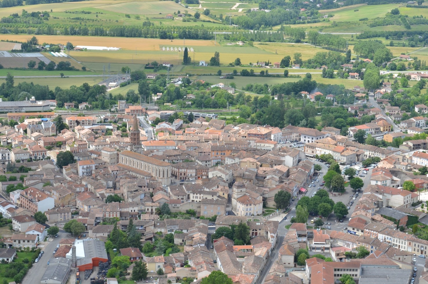 LA VILLE DE CAUSSADE Site de la chambre d'hôtes de charme LA CADANELLAU