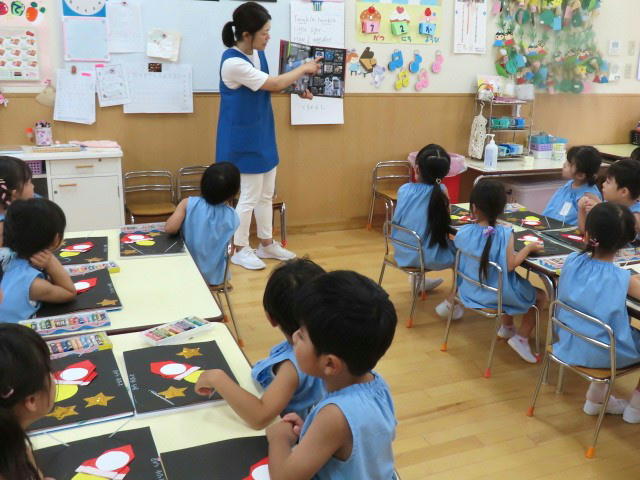 8月の製作帳（ろけっと）年中児
