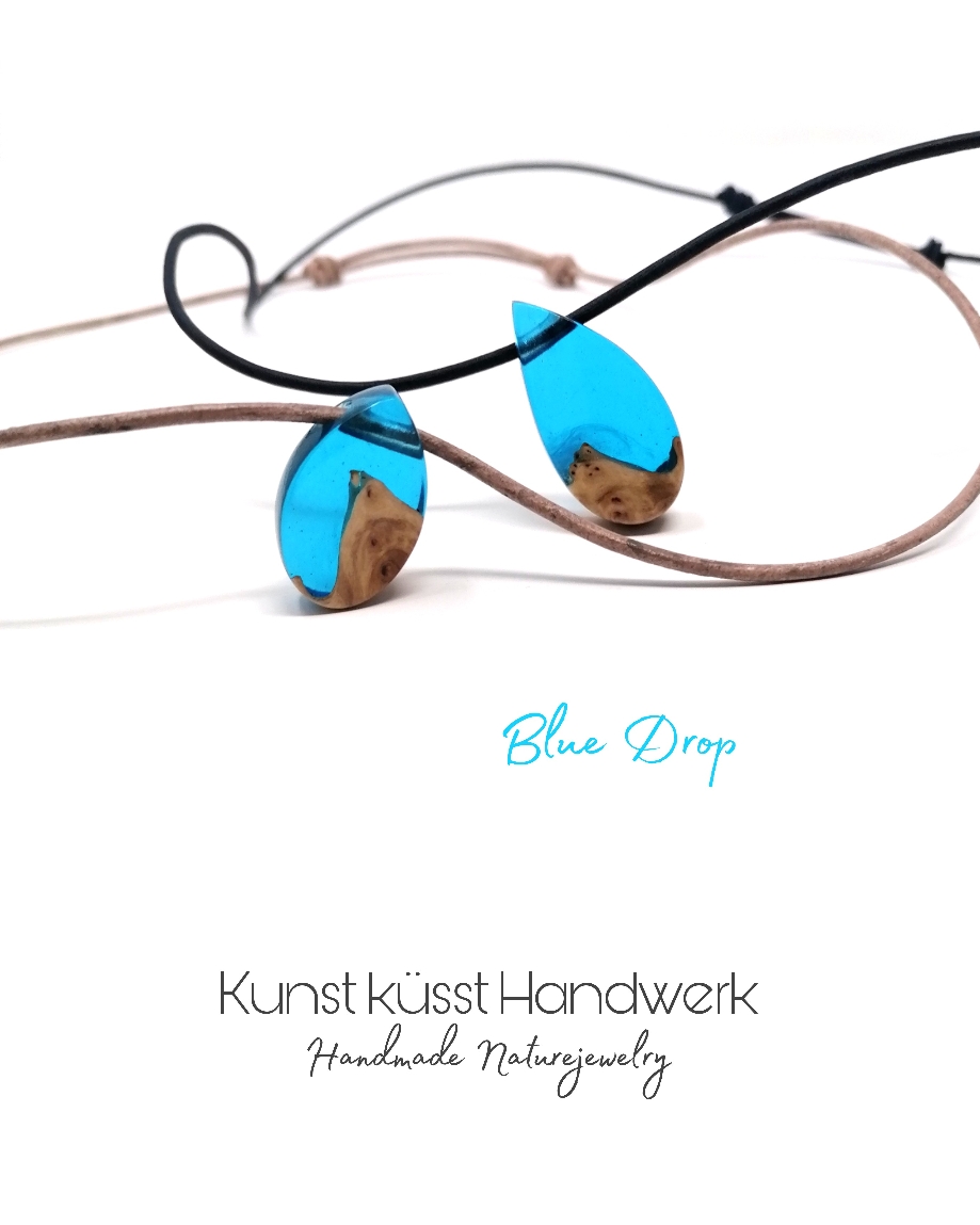 Lederkette mit Tropfen aus Magic Resin & Goldfield Maserholz! 