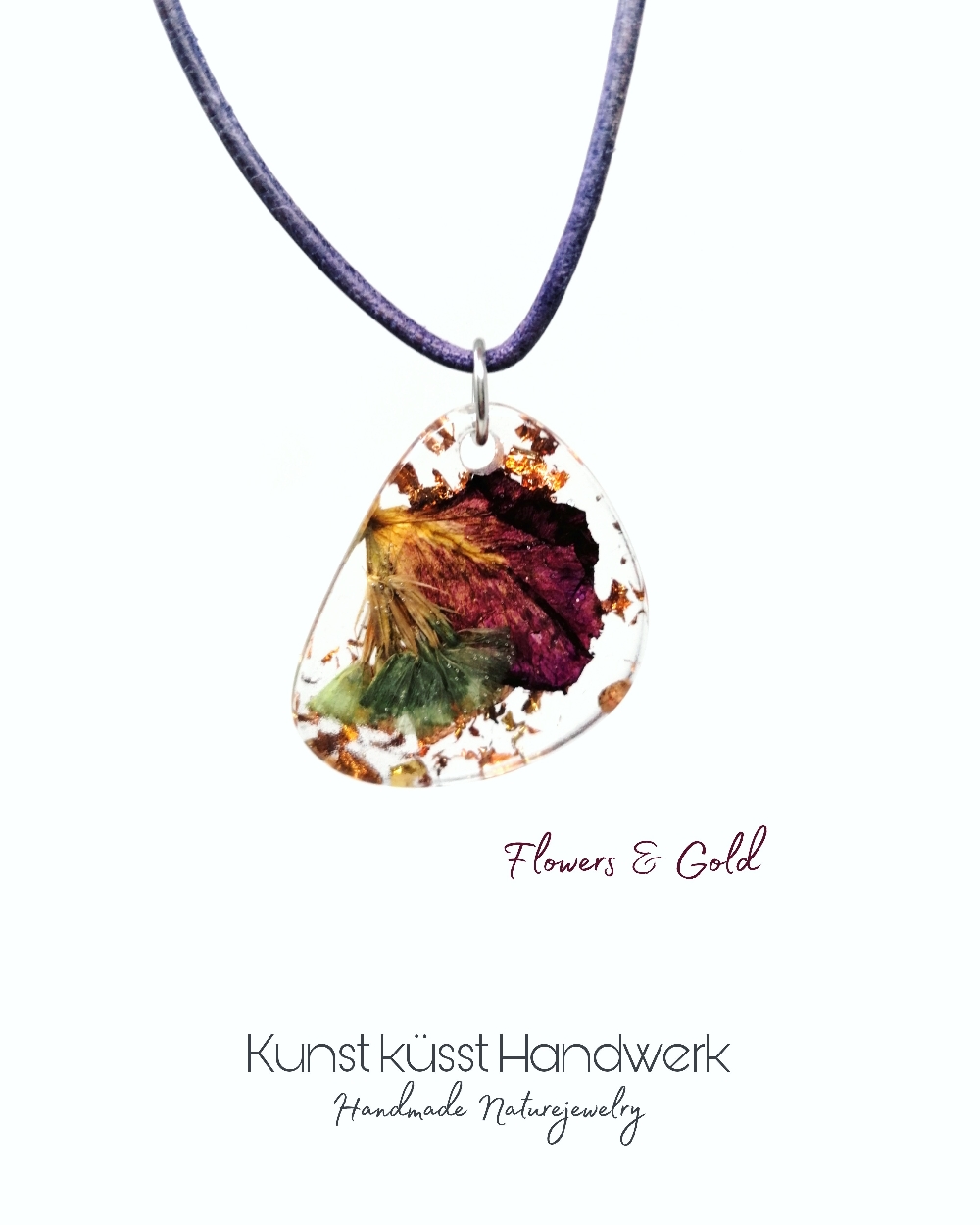 Lederkette mit Anhänger aus getrockneten Blüten & Blattgold verewigt in Diamond Resin! 