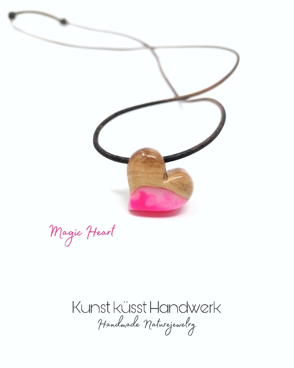 Lederkette mit Herz aus Magic Resin & Goldfield Maserholz! 