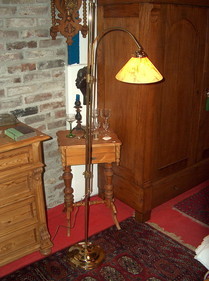 Stehlampe verstellbar