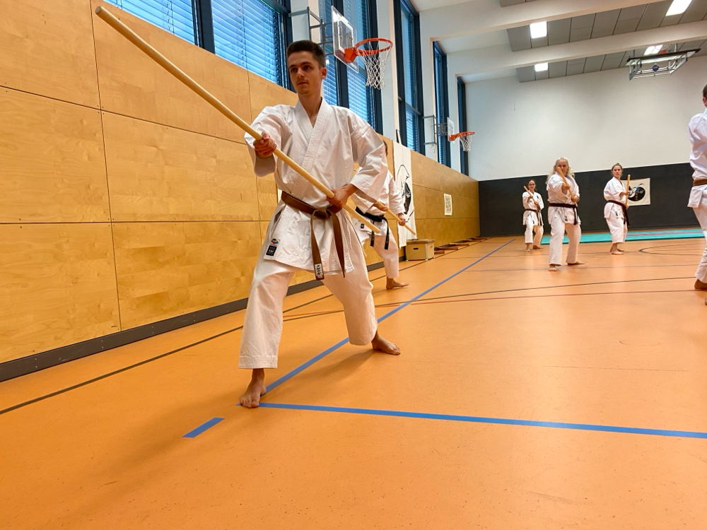 Vier Wochen kostenlose Einführung Karate und Kobudo! Die Teilnehmerzahl ist begrenzt, einfach anmelden und einen  Trainingsplatz sichern!