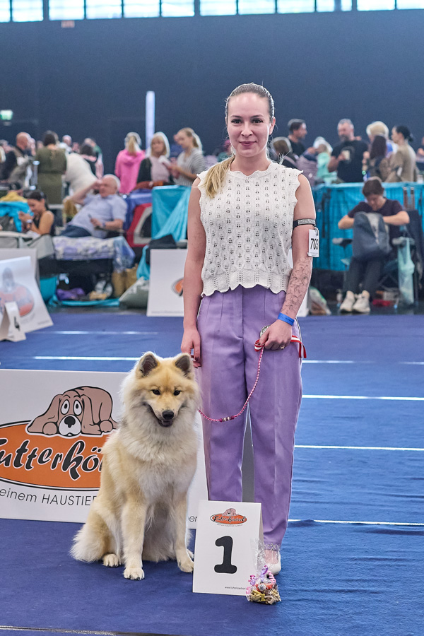 Hündin Offene Klasse 1. Platz