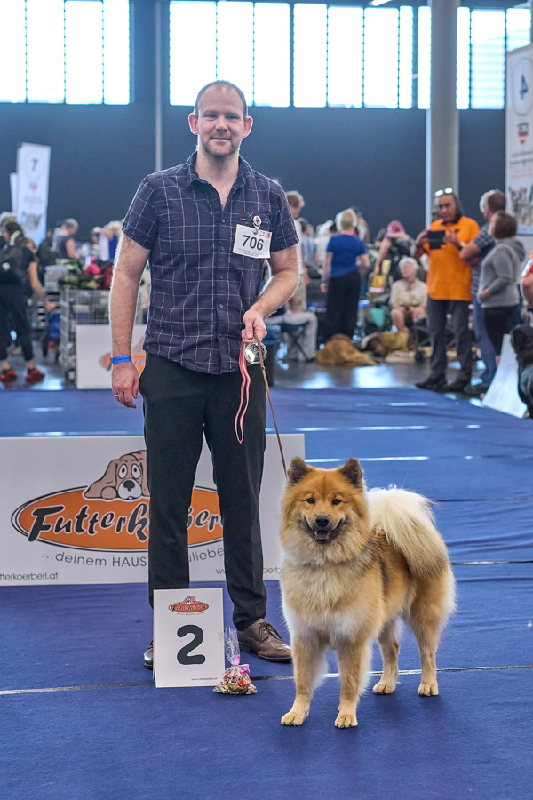 Hündin Championklasse 2. Platz