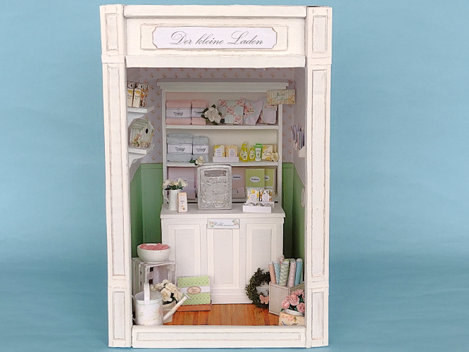 Book Nook aus Pappe