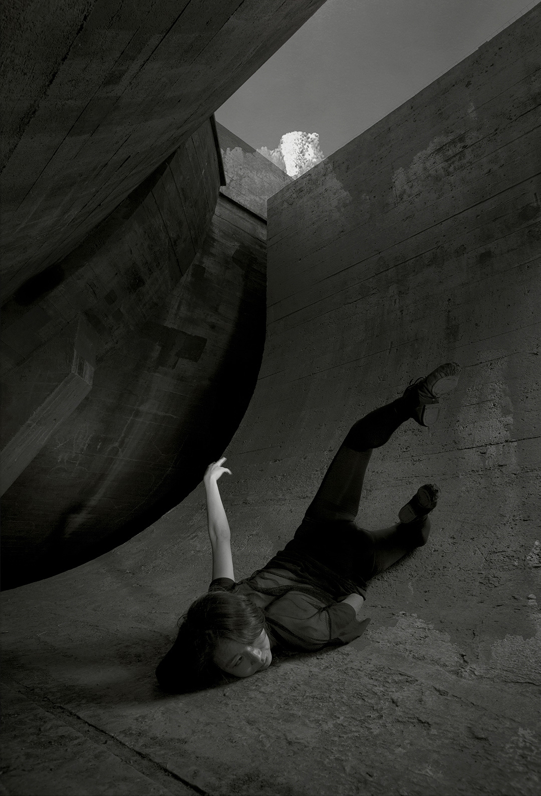 Crashing, Yozy Zhang, 2019 with Yozy Zhang