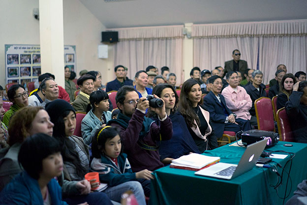 Screening LTO in the Village of Friendship with Julia Metzger-Traber, Hanoi, Vietnam 2014