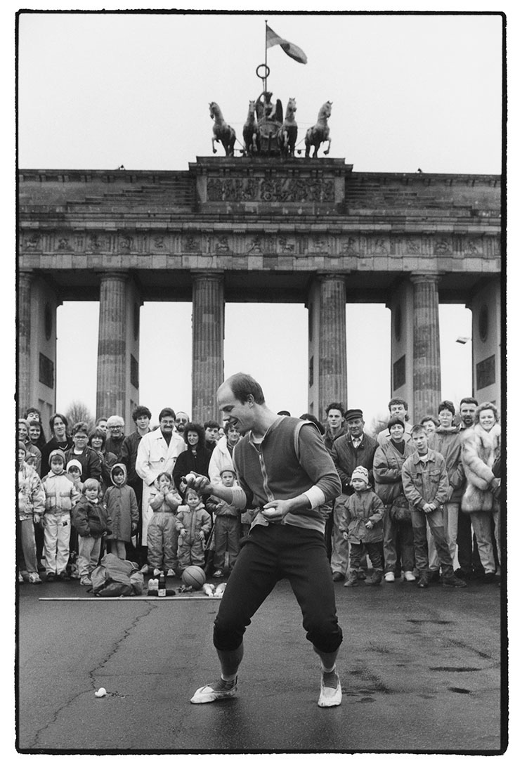 Brandenburg Gate,  Berlin, 1989