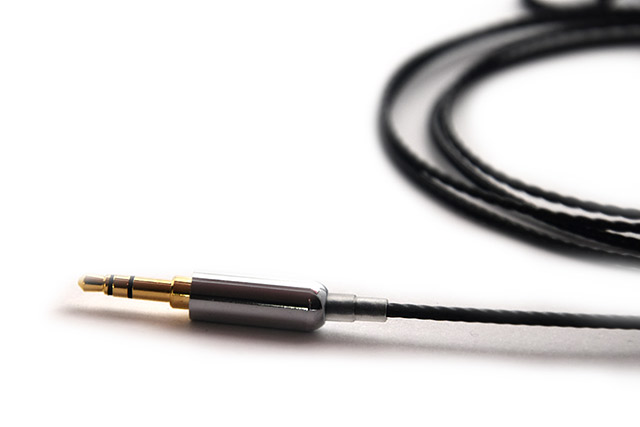 Câble d'écouteurs intra-auriculaires en cuivre OCC 6N 4Core à connecteur jack 3.5 mm plaqué or