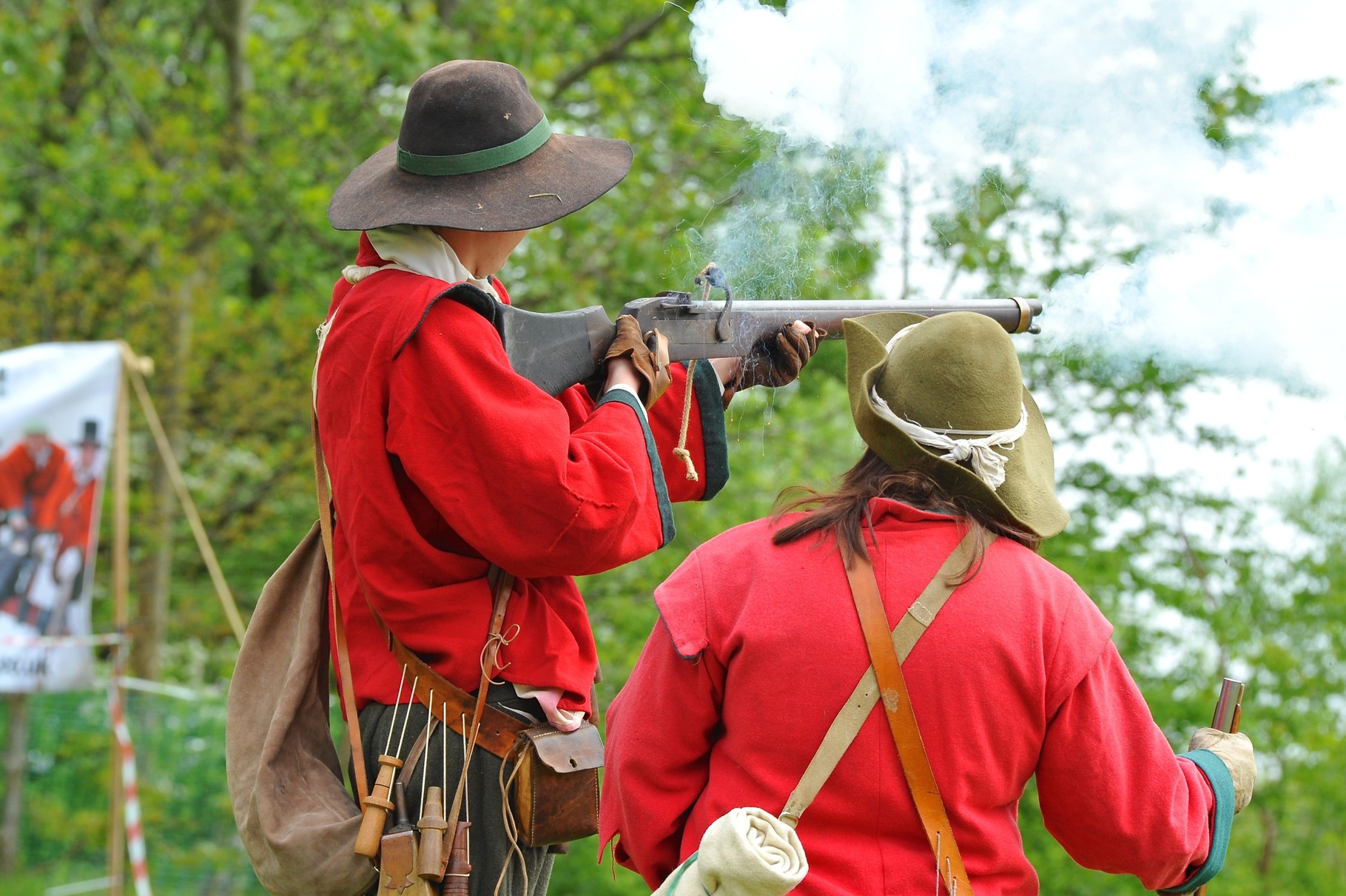 Gin Pit Village iaincrowder