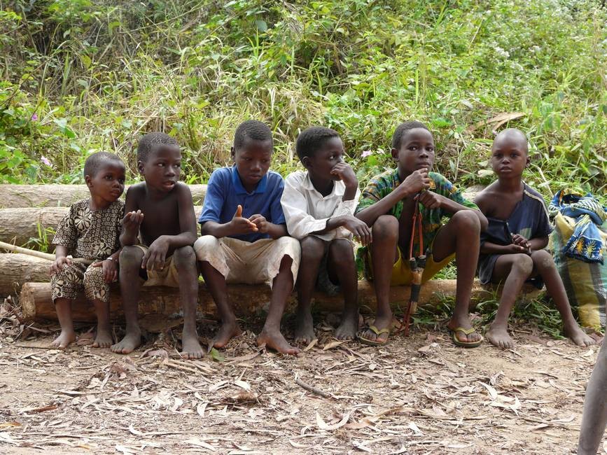 Enfants du village de Zogbodomey