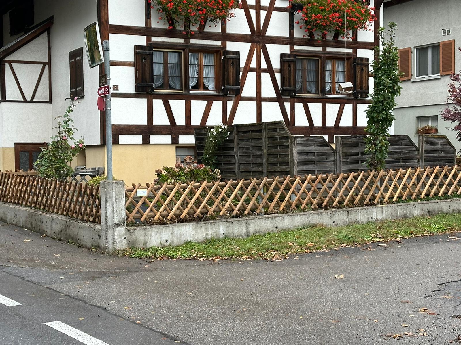 Scherenzaun