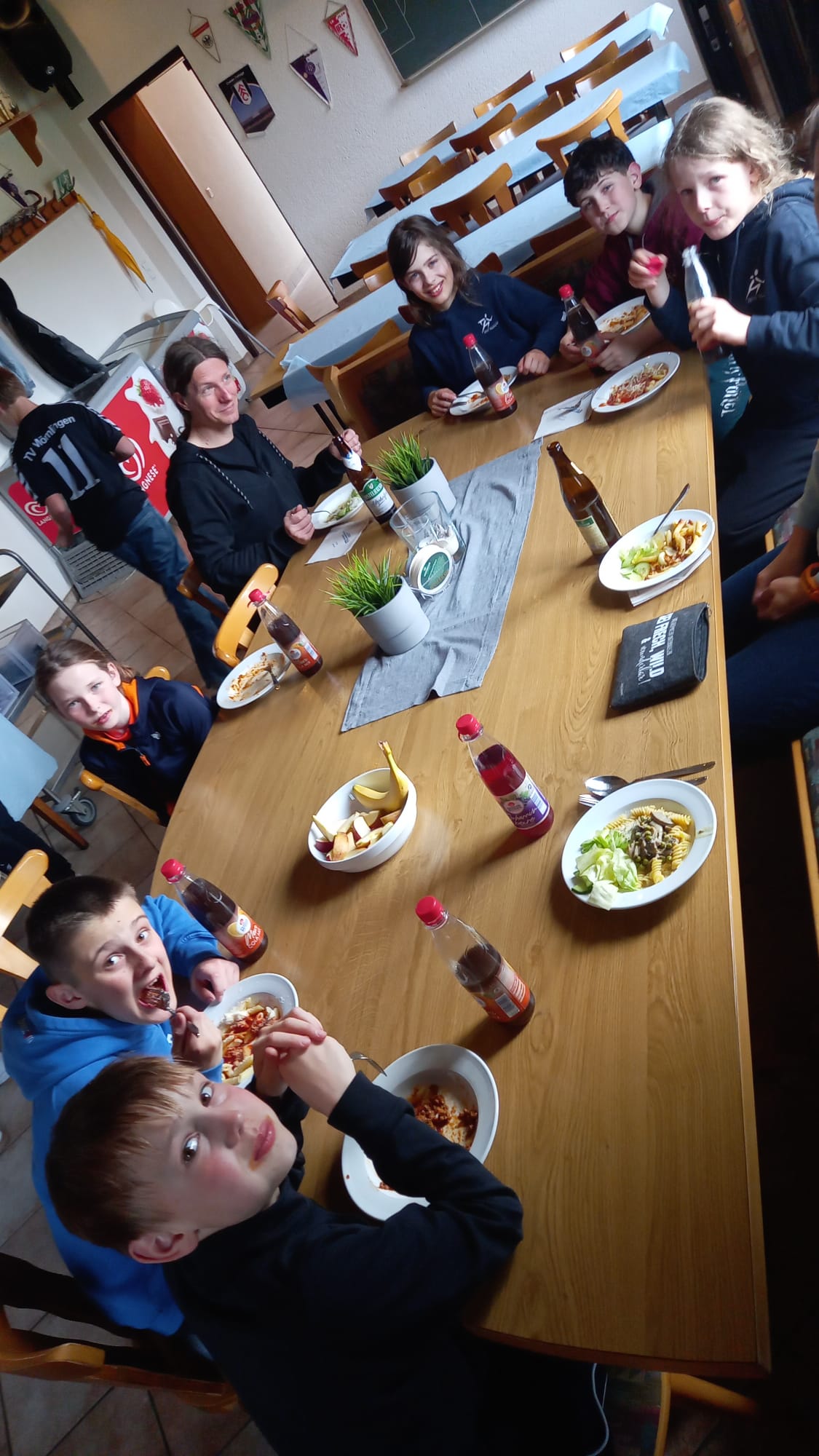 U12: Gut Gestärkt für den zweiten Tag, dank Nudelflatrate