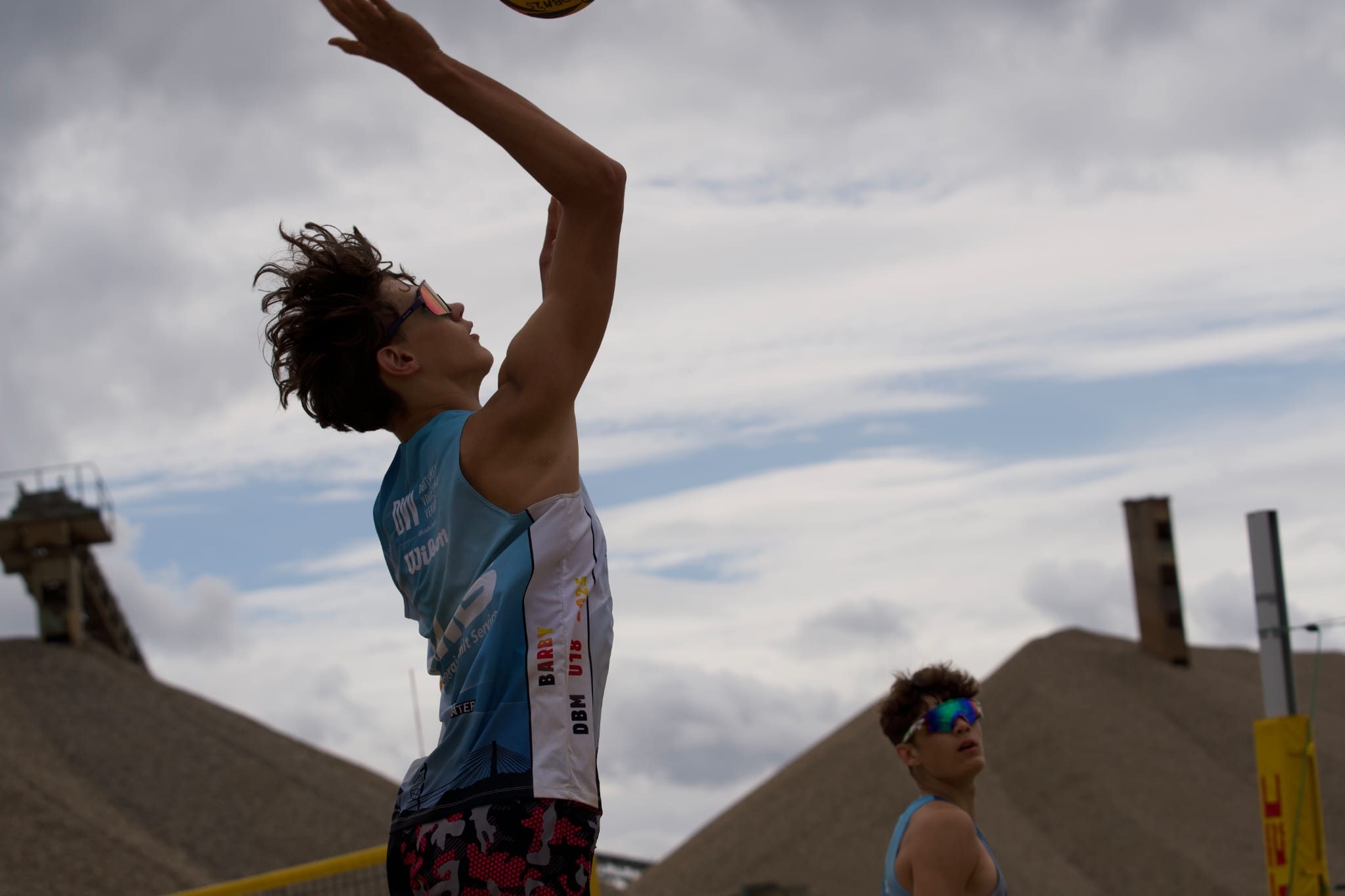 DJM U18:Emil im Angriff , Foto: Roder Photography