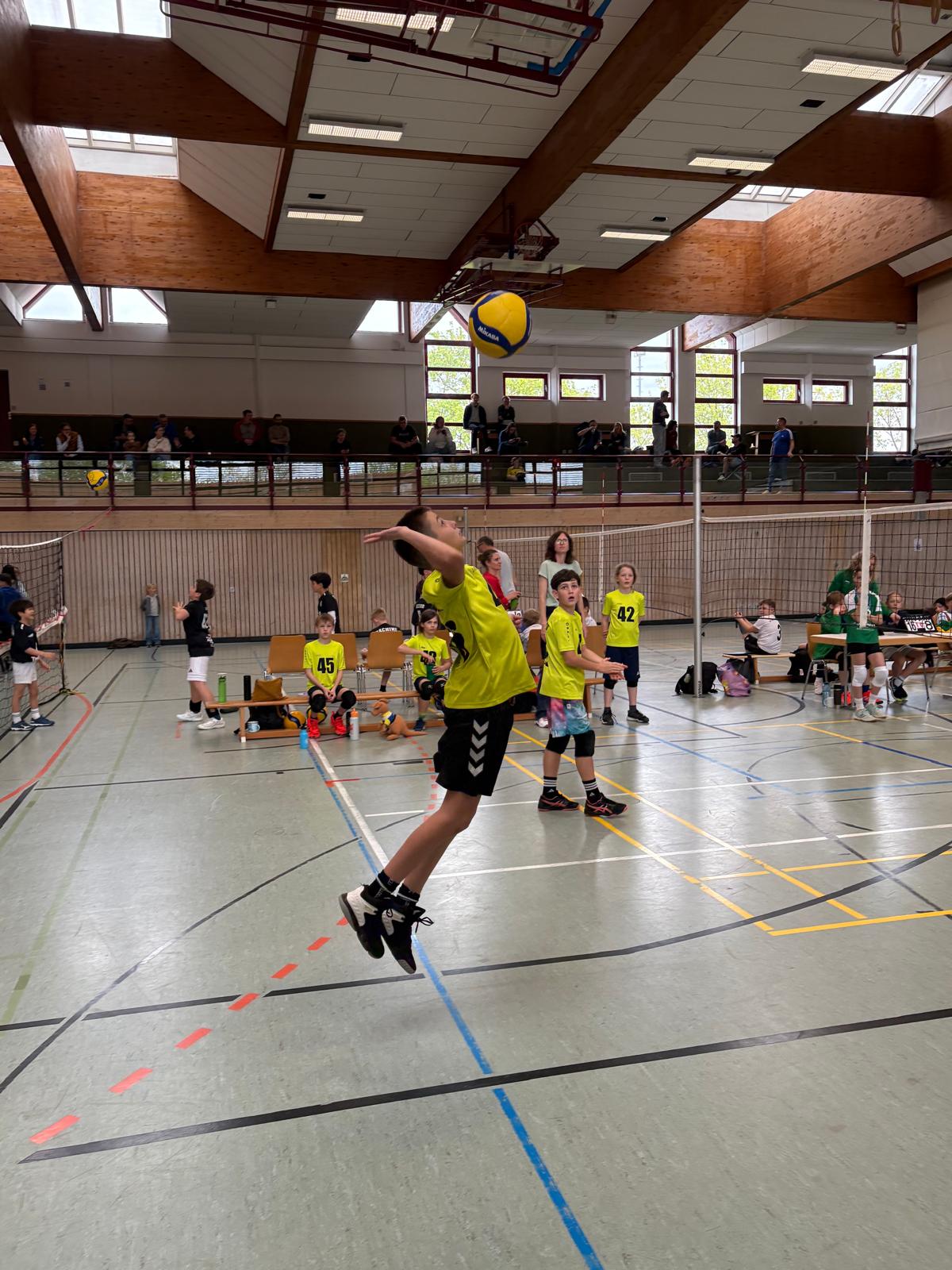 U12: Aufschlag Irnel