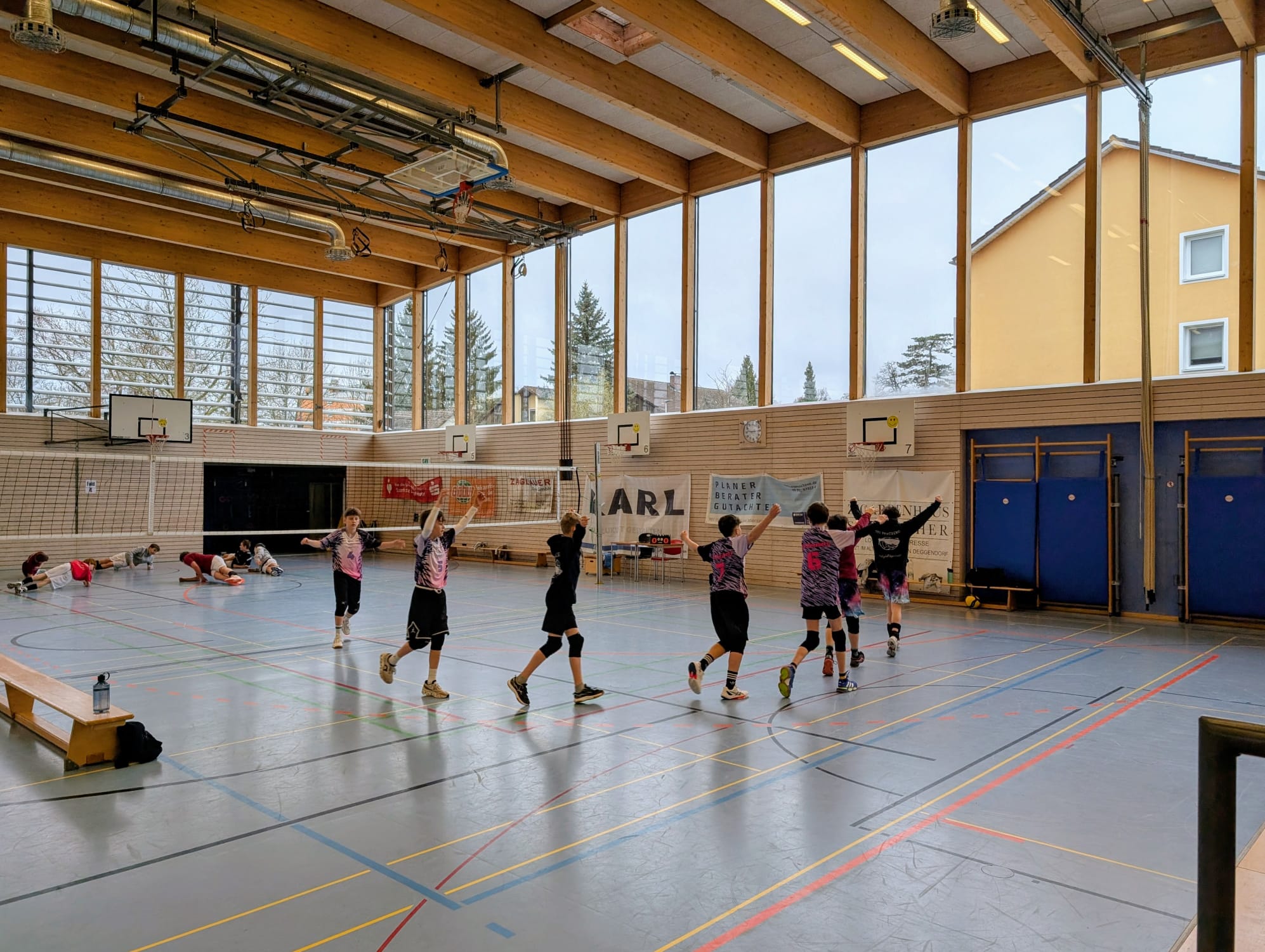 U14: Aufwärmen vor Spiel 1