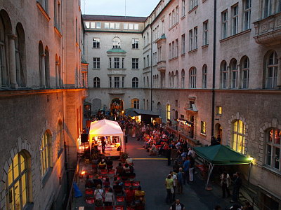 Konzerte im Bürgerhof 26.06.09 - Freiwilligen-Zentrum Augsburg - Foto: Hugo Fössinger