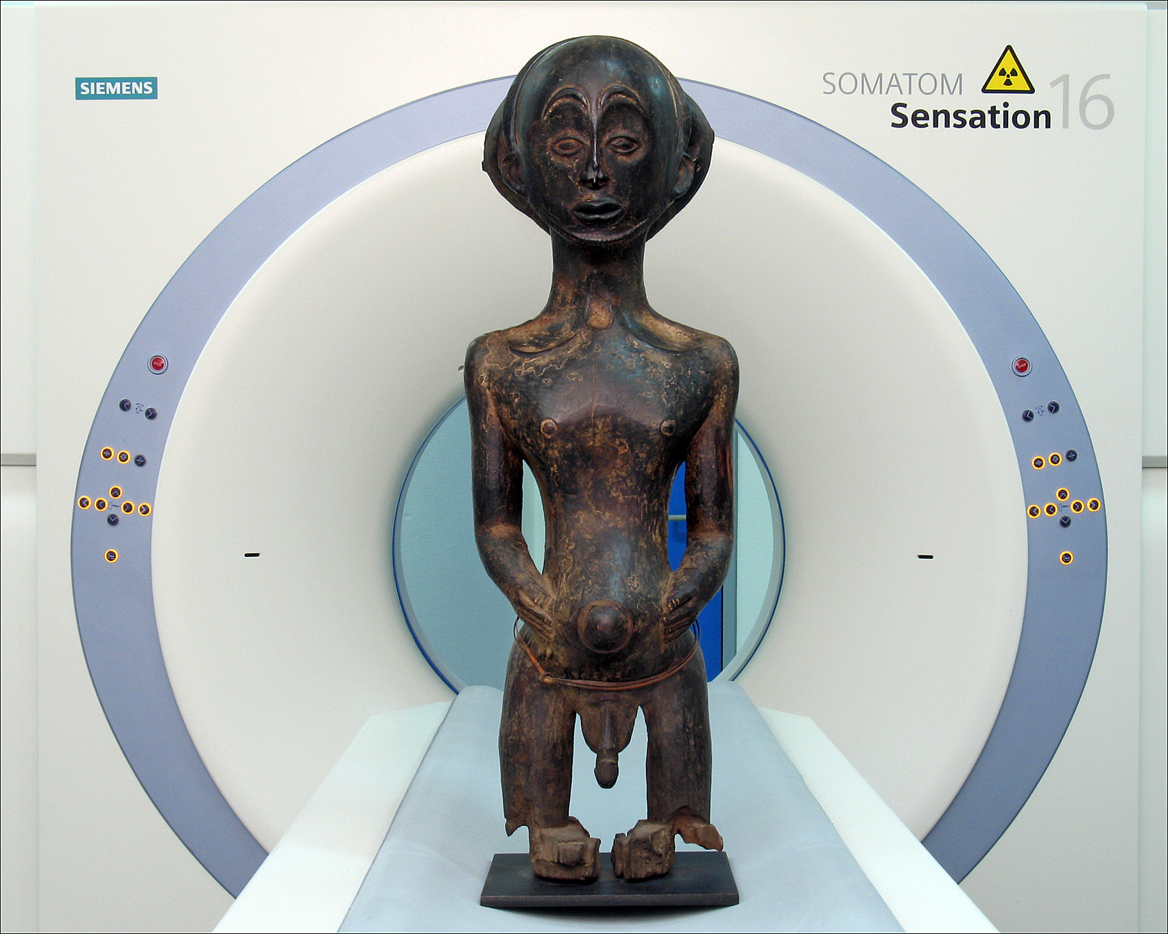 Hemba Figures - Dr. Marc Ghysels, Scantix Hemba Figures - Dr. Marc Ghysels, Scantix