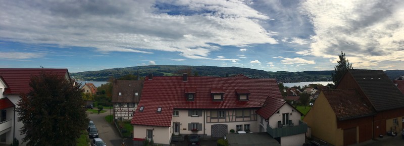 Parkplatz direkt vorm Haus- Fahrräder im Preis incl.-Weite Seesicht von der Loggia - direkte Sicht auf Südufer bis zur CH, Stein am Rhein, Steckborn u.a.