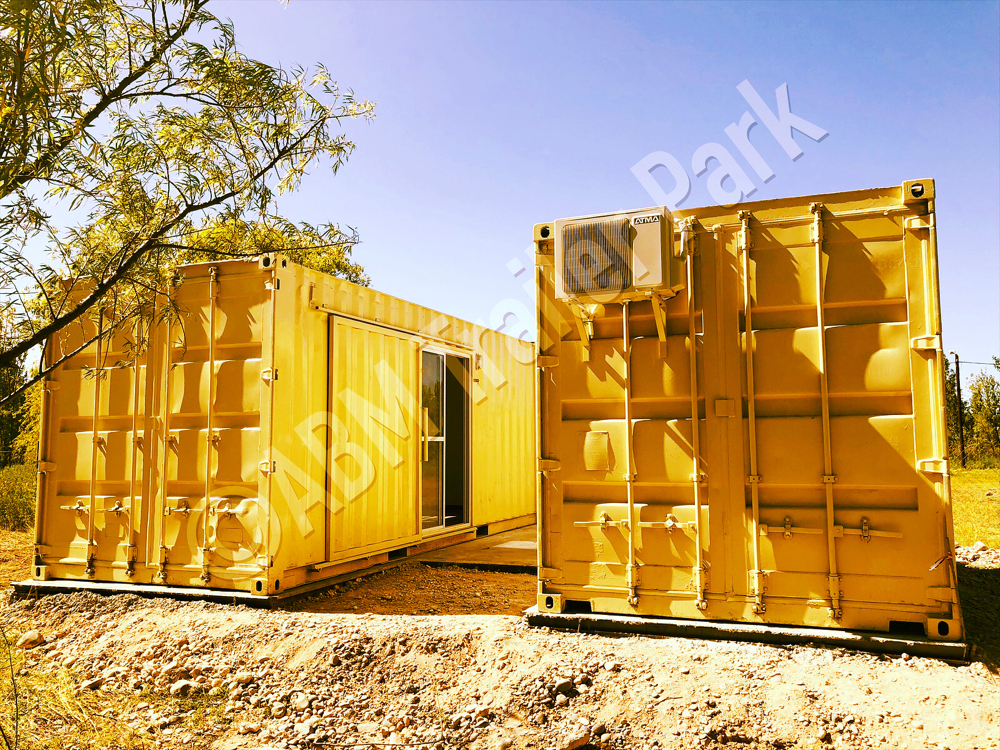 Conjunto de 2 viviendas elaboradas de containers de 20 pies 