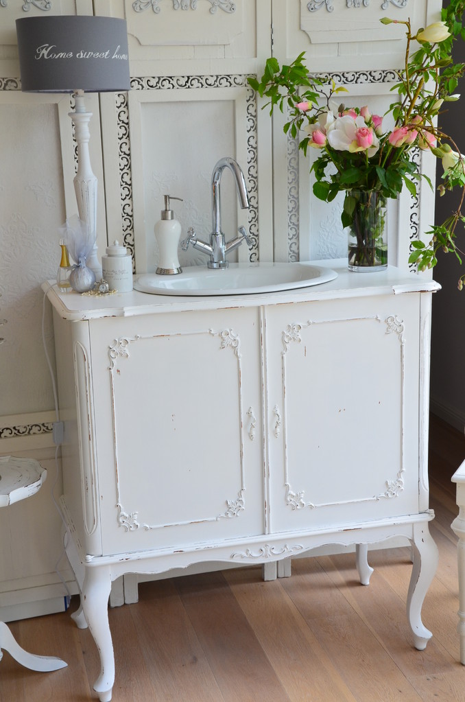 Neu: Chippendale-Waschtisch shabby chic ist fertig - Land & Liebe