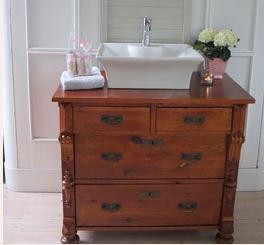 Neu: Antiker Waschtisch natur - Land & Liebe Badmöbel Landhaus