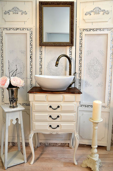 Nostalgische Waschtische - Land & Liebe Badmöbel Landhaus