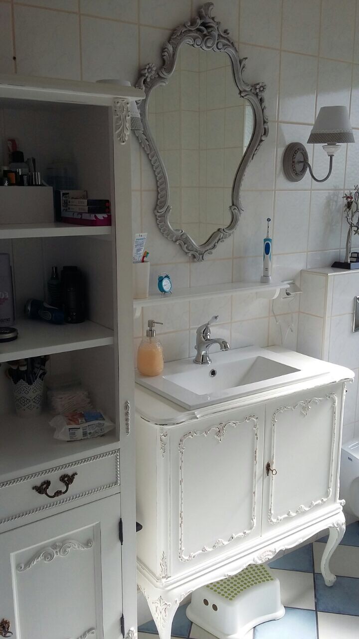 Zarte Romantik Im Badezimmer Land Liebe Badmobel Landhaus