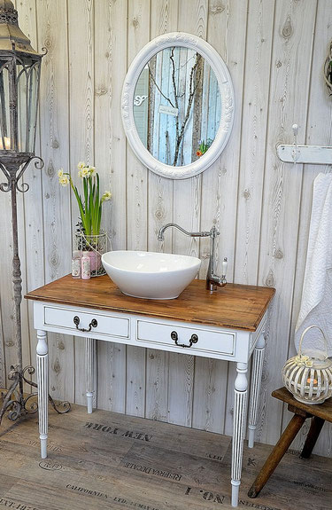Vintage Waschtische - funktionstüchtig aufgearbeitet - Land & Liebe
