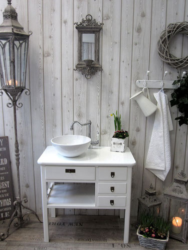 Vintage Waschtische - funktionstüchtig aufgearbeitet - Land & Liebe