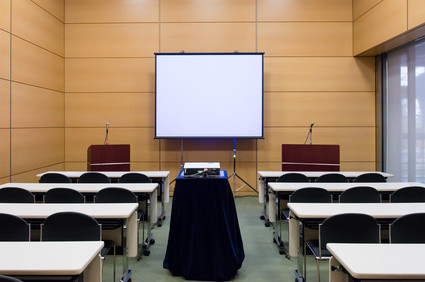 hörsaal beamer vorlesung düsseldorf freund uni projektor