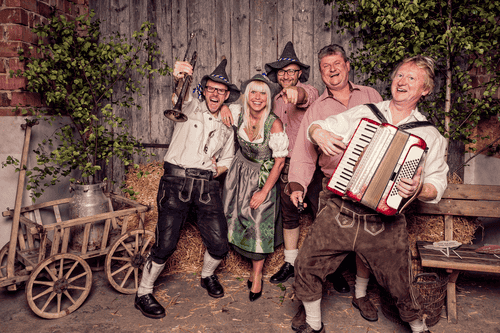 Bayern Pop® Hochzeitsband Ingolstadt spielt auf einem Vereinsfest in Bayern