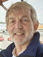 „Touristikexperte Olaf Diroll im Reisebüro Reiselotsen.net Spezialist für Luxus- und Weltreisen per Kreuzfahrtschiff und Flugzeug