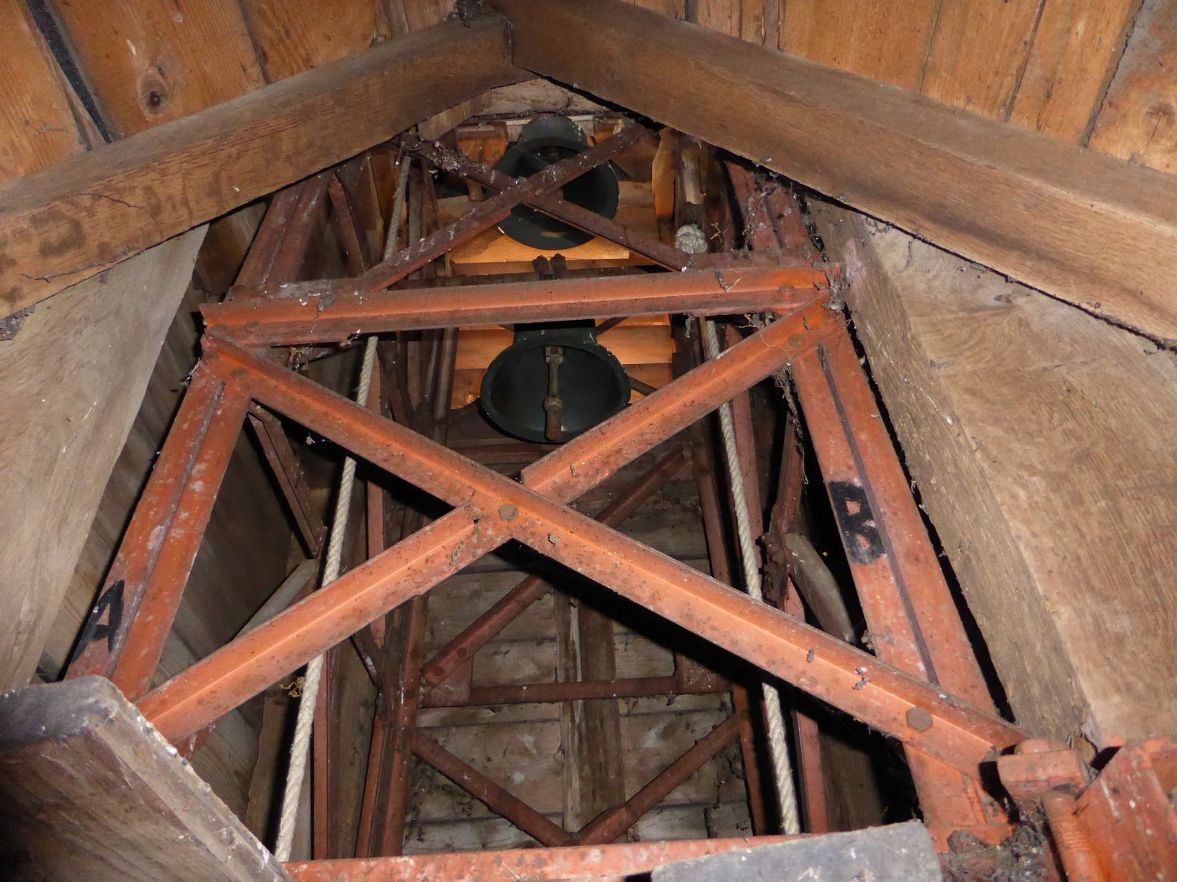 Die zwei Glocken im Glockenturm von 1687