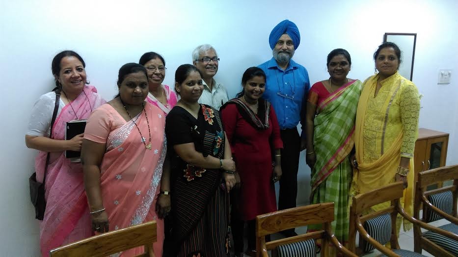 Ms.Jaymma, CMM, with Dr.N.S.Hong, IAS, Joint Secreatry,Ministry of Health and Family Welfare ,Govt.of India in New Delhi, after having presented a Memorandum  an unsolved HIV Program implementaion across India