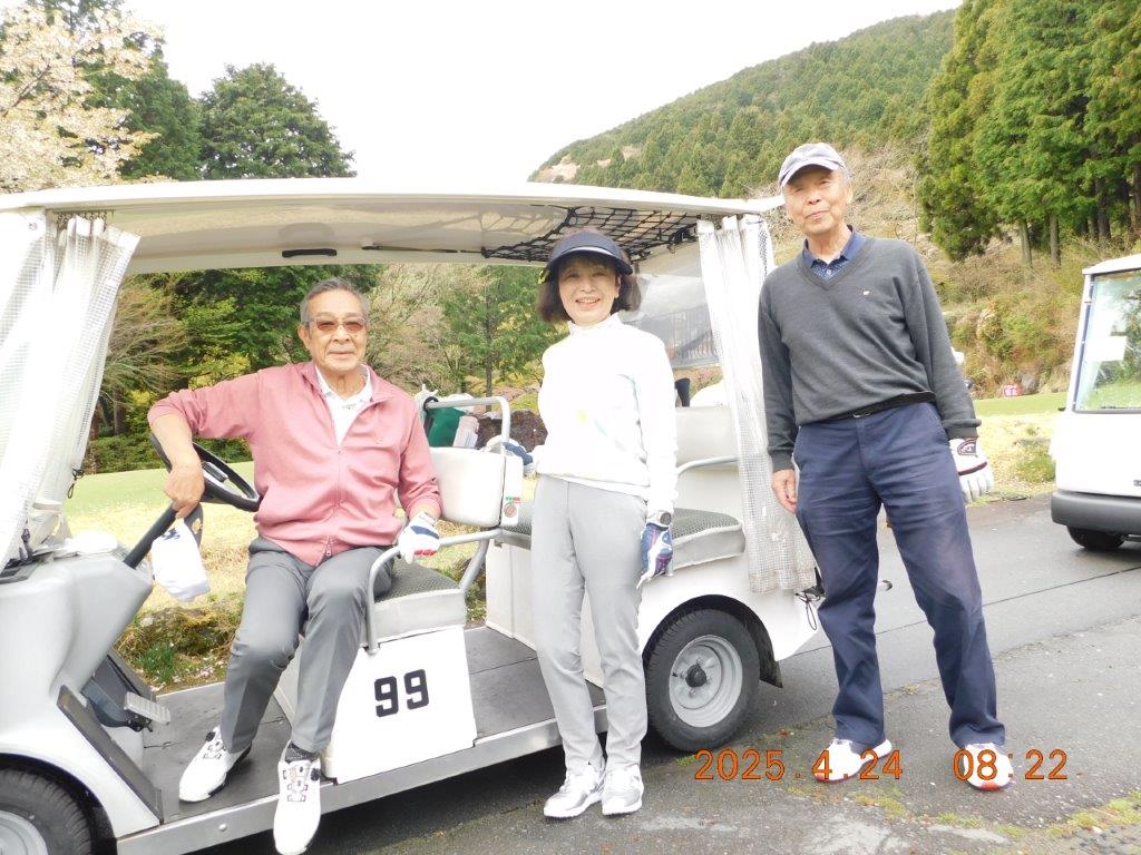 １組目：尾田さん・橋本さん・鶴岡さん